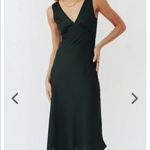 Verge girl Wine at Sunset Midi Dress